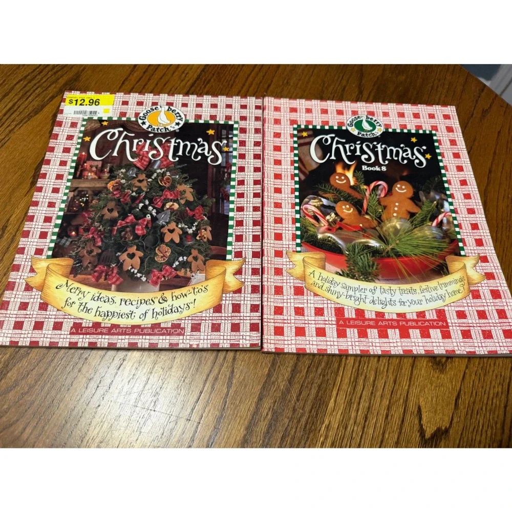 Gooseberry Patch Christmas Book Lot of 2 Leisure Arts Recipes Crafts Holiday